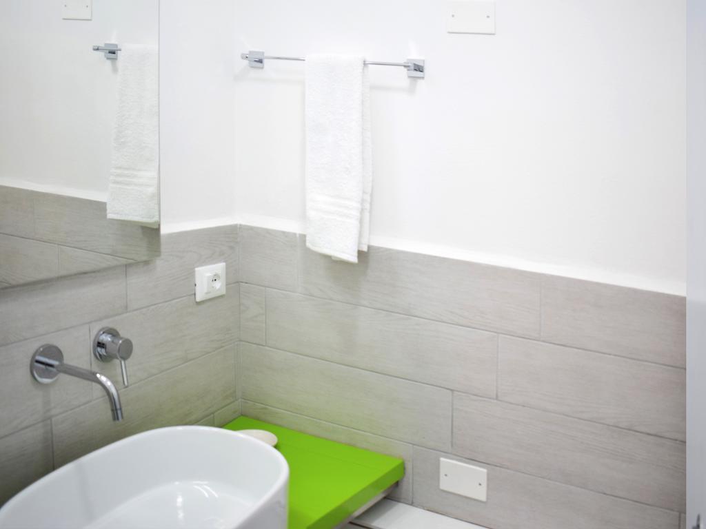 Shower Shows Marsala Ngoại thất bức ảnh