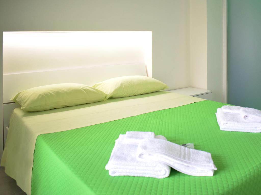 Shower Shows Marsala Ngoại thất bức ảnh