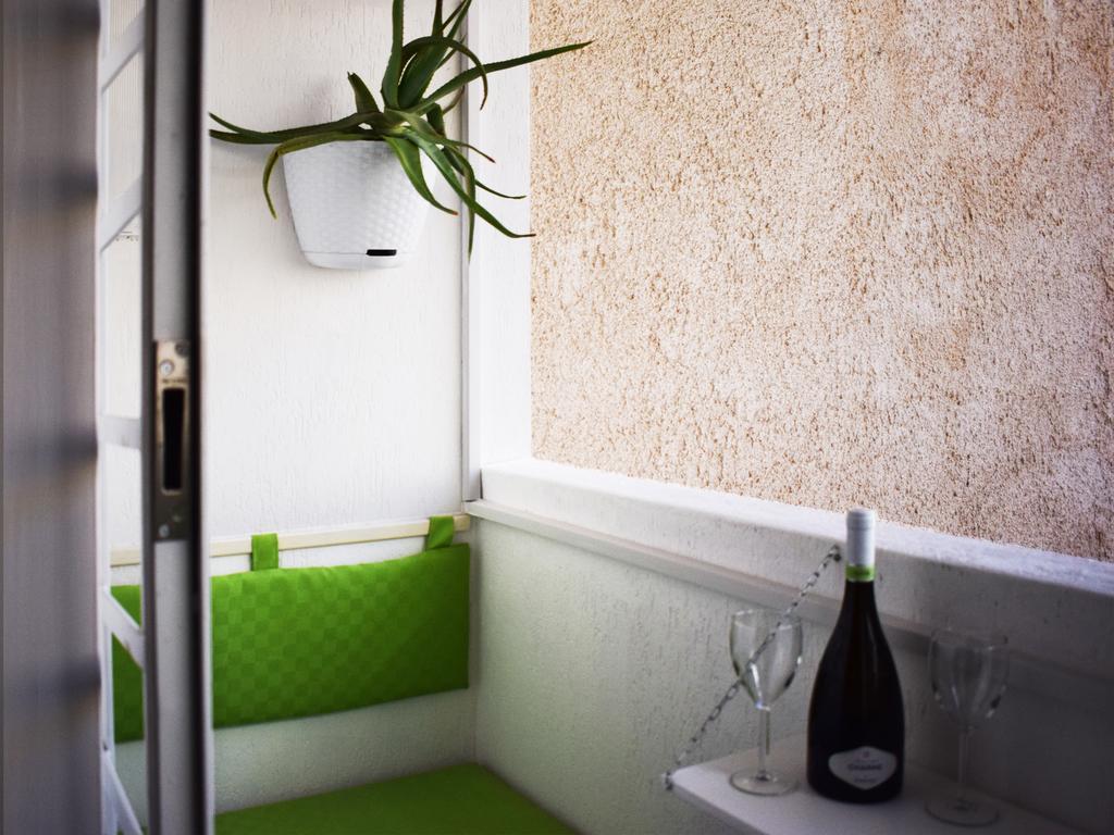 Shower Shows Marsala Ngoại thất bức ảnh
